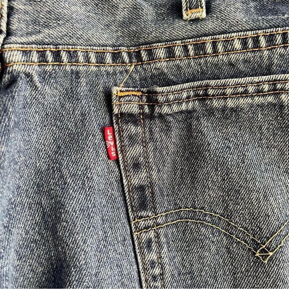 Vintage Levi’s 517 Cowboy Bootcut Denim Jeans (36 x 32) - Picture 5 of 12